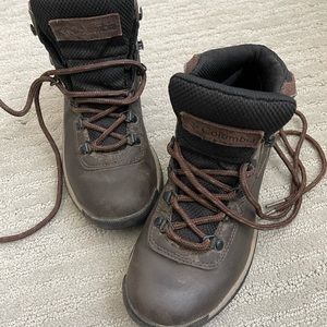 SOLD Brown Columbia Hiking Boots